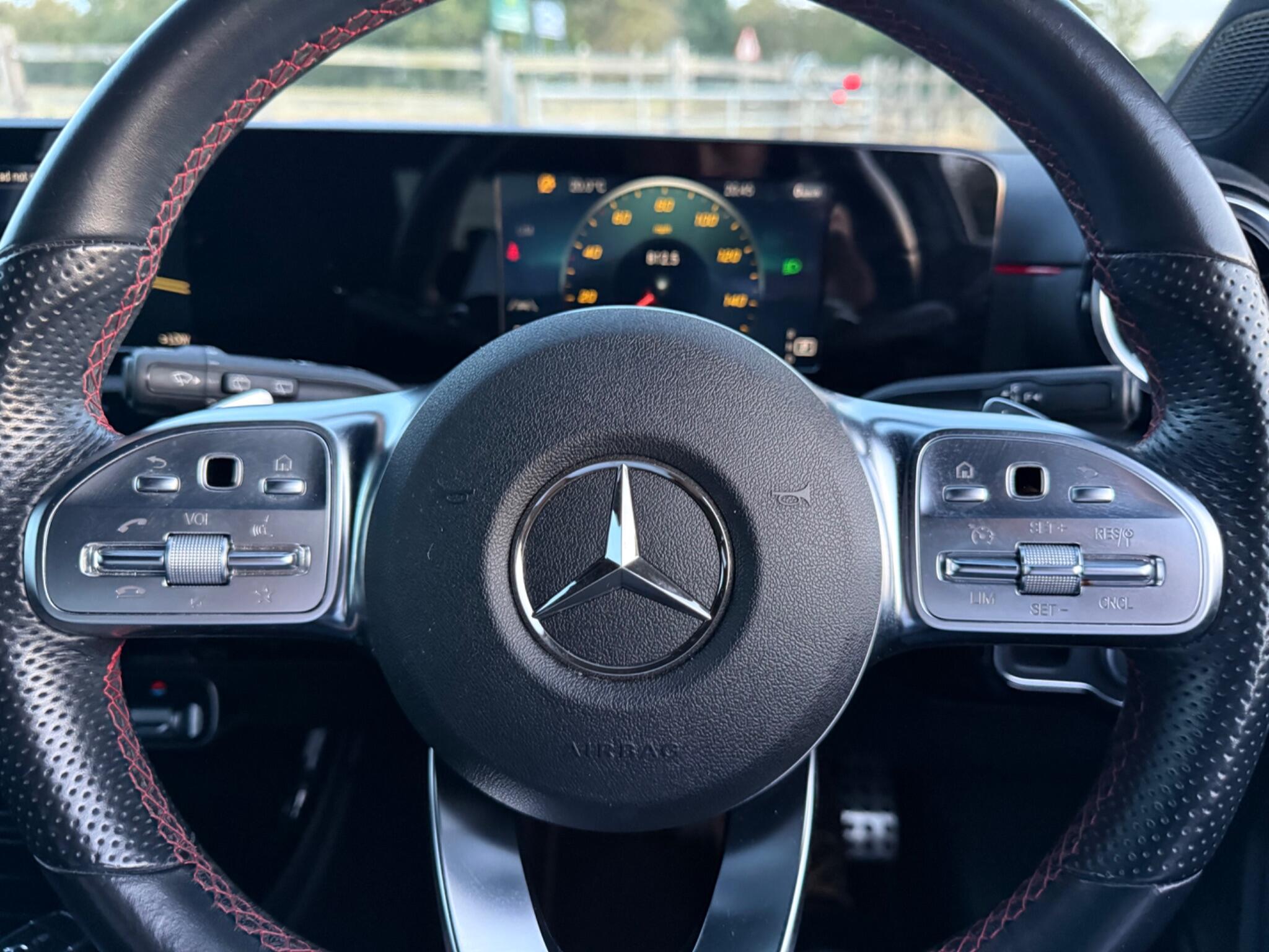Mercedes-Benz A Class 2.0 A250 AMG Line 7G-DCT Euro 6 (s/s) 5dr — photo 117 of 120